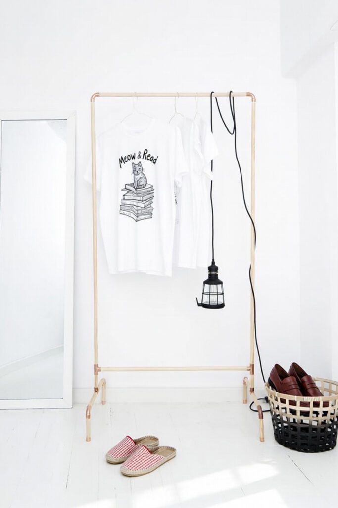 A Simple Clothes Hanger for Tight Spaces