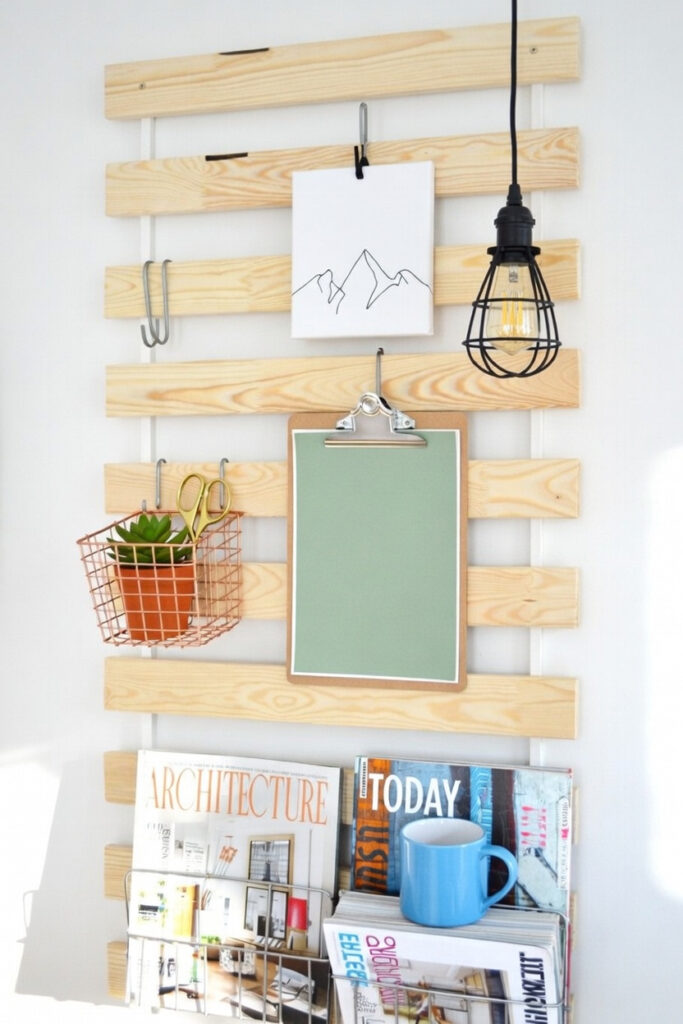 Bed Slat Wall Hanger