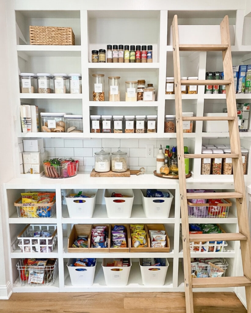 Small Plastic Storage Bins